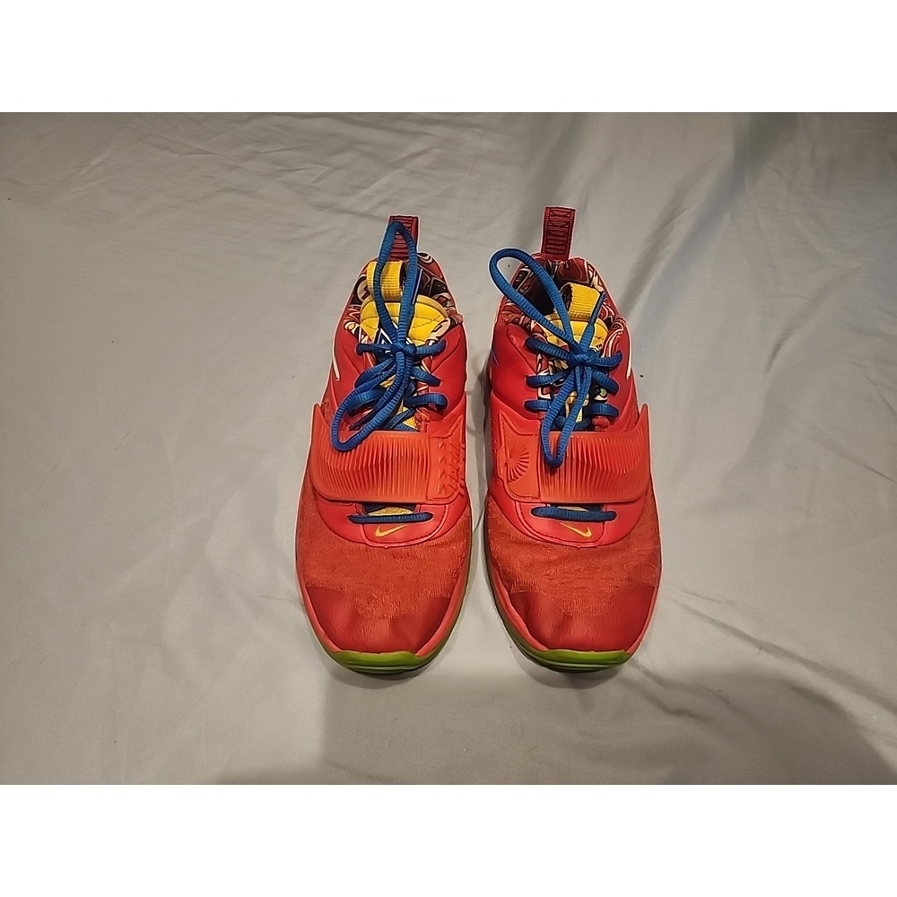Size 5.5y - Nike UNO x Zoom Freak DD0331-600